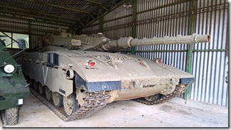 Как мне сказали - редкий экспонат в европейских музеях - изральский танк Merkava Mk.I  - в военно-техническом танковом музее в Лешанах (Прага, Чехия)